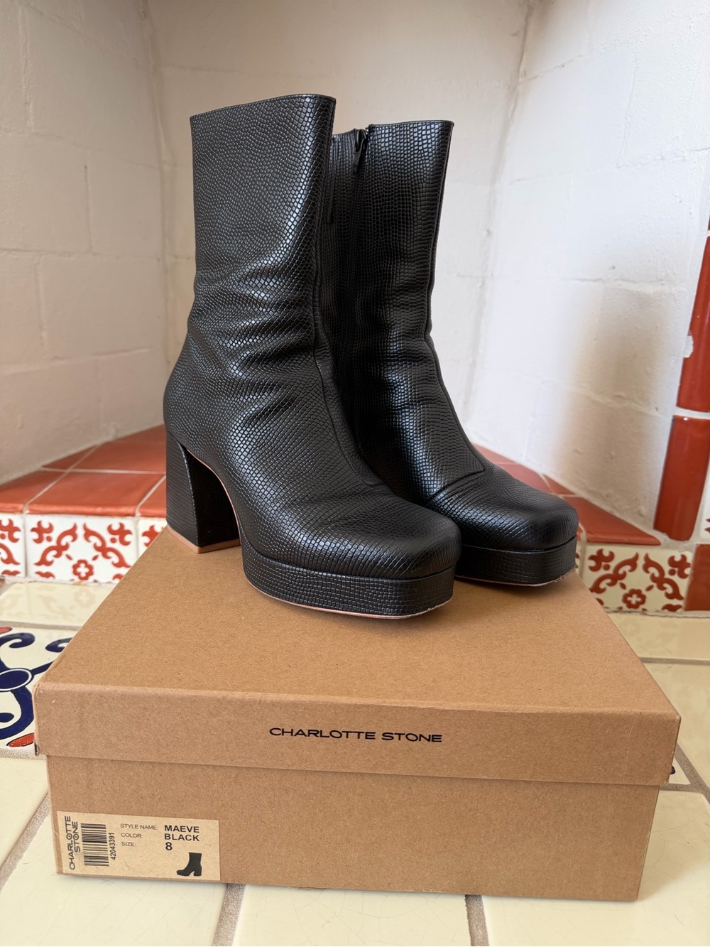 Charlotte Stone black Maeve boots size 8